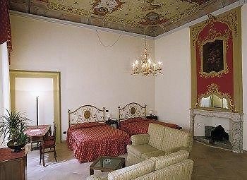Hotel La Luna Lucca Esterno foto