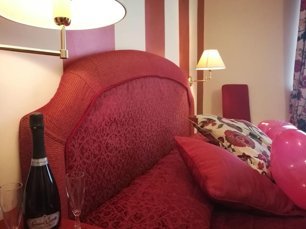 Hotel La Luna Lucca Esterno foto