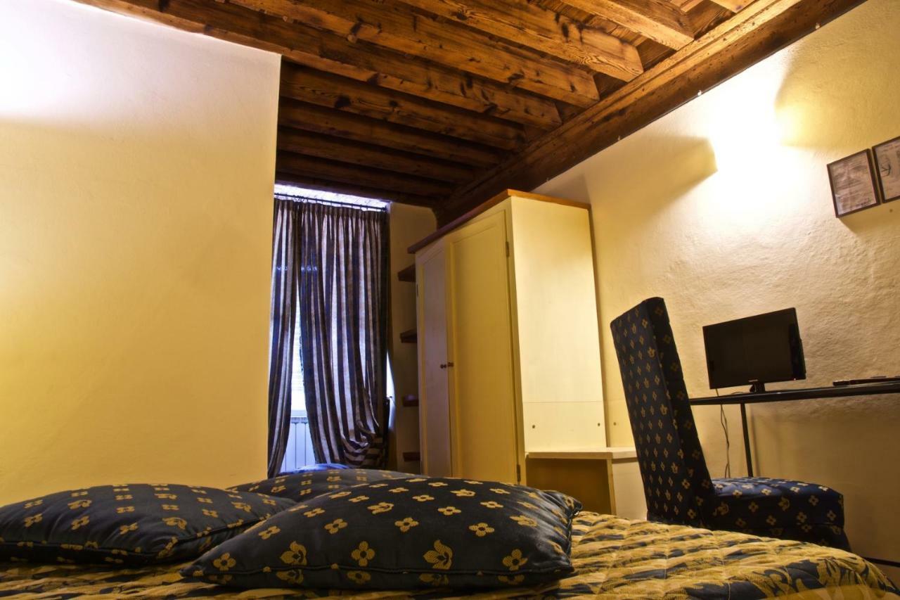 Hotel La Luna Lucca Esterno foto