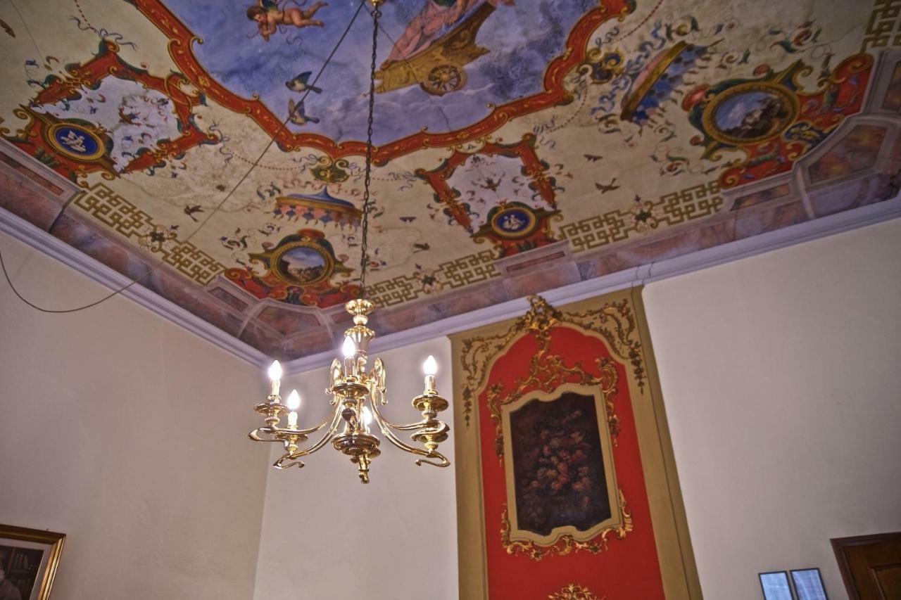 Hotel La Luna Lucca Esterno foto